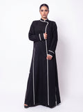 Monochrome Piping