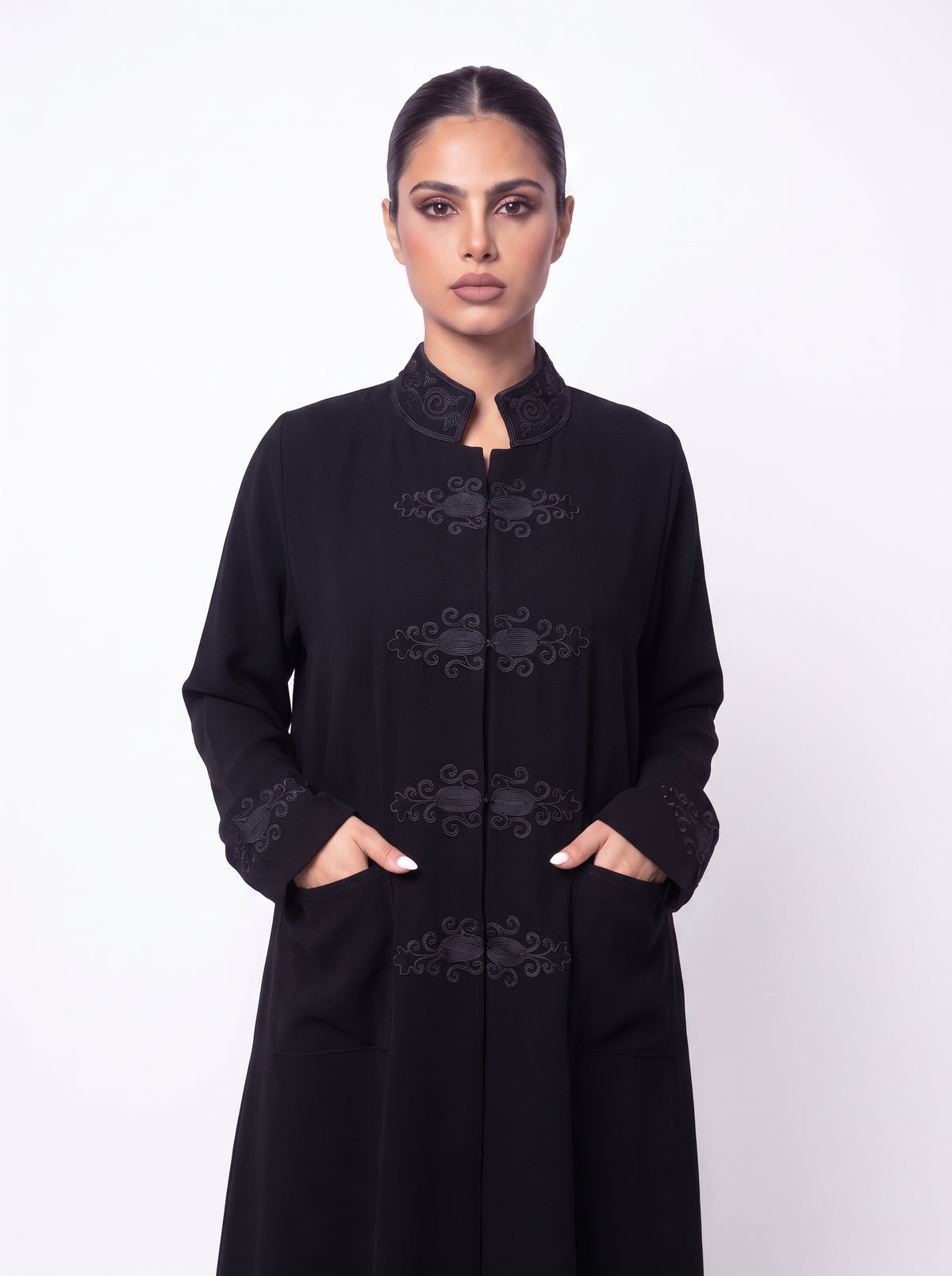 ASAMI 012 - Black Tonal Panel Abaya
